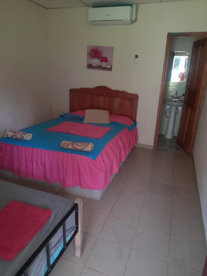 Hostal Denisse Tours Санта-Каталина Экстерьер фото